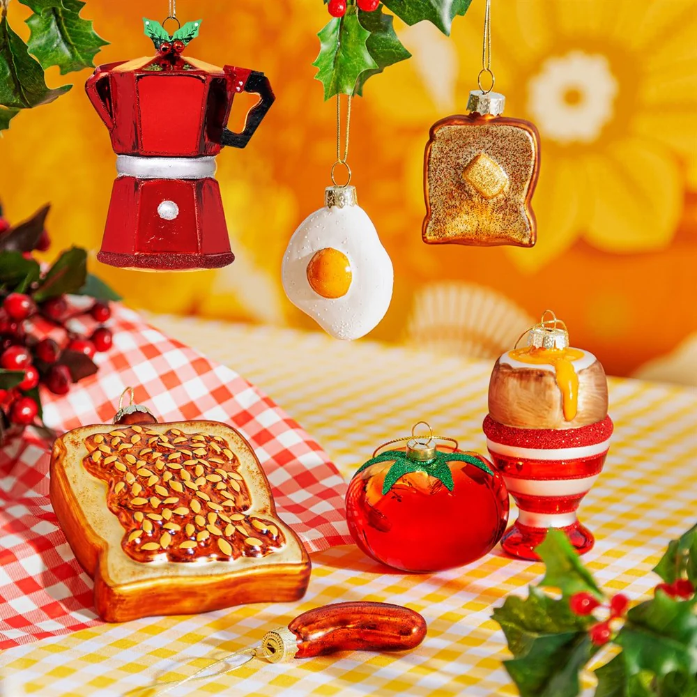 Beans on Toast Bauble - Image 2