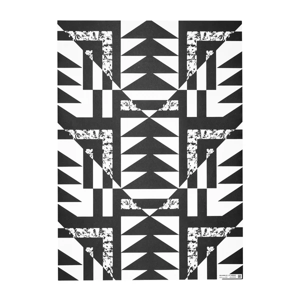 Gift Wrap - BW Triangle - Image 2