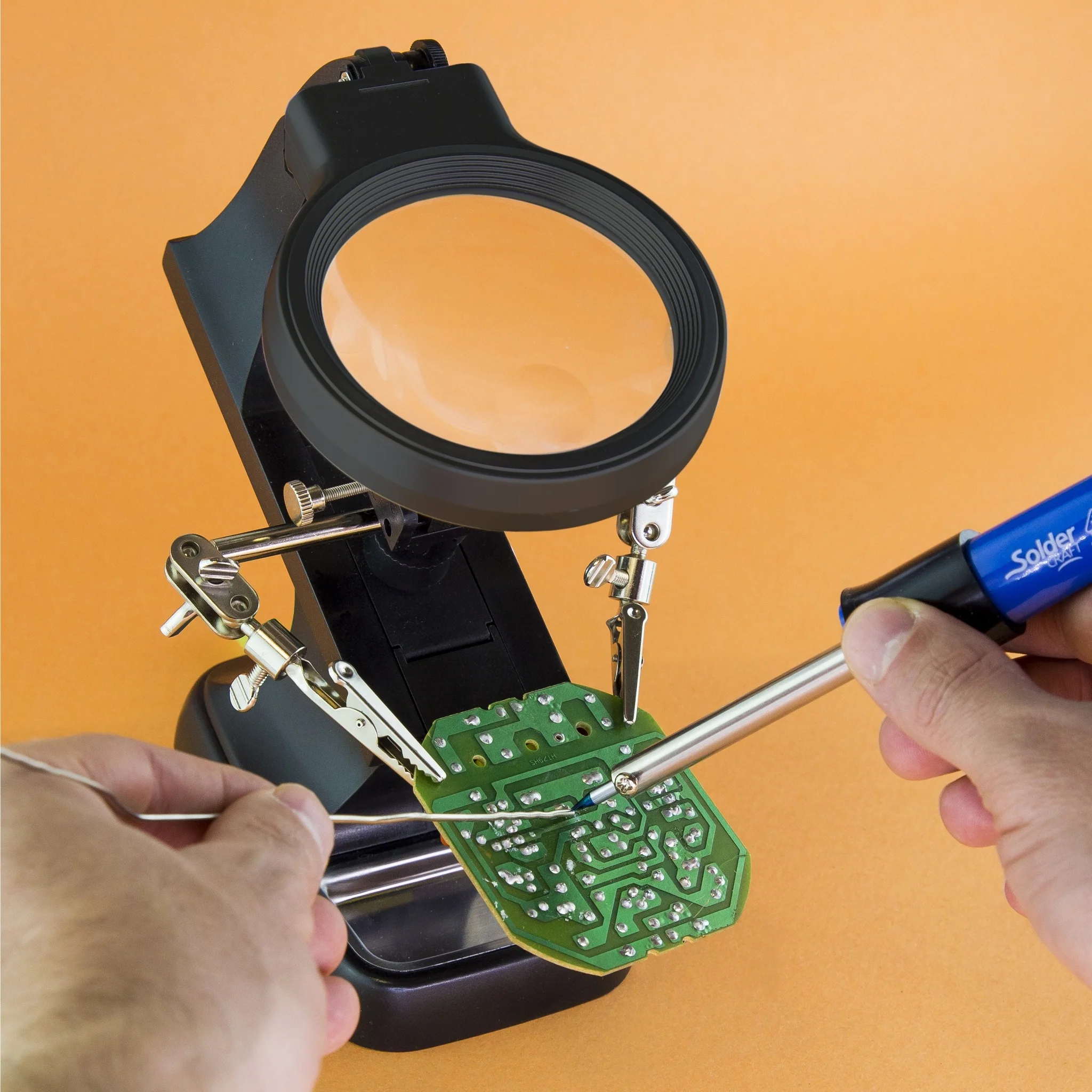 Helping Hands & Led Magnifier Workstation - Image 6