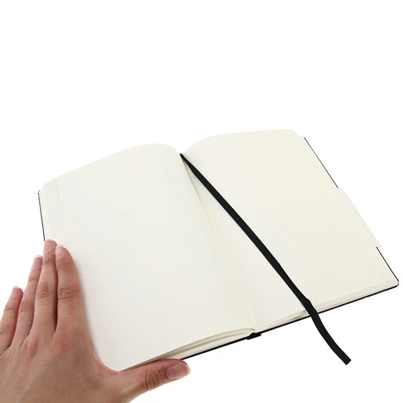 Leuchtturm 1917 Classic Black Hardcover Medium Notebook Dotted - Image 4