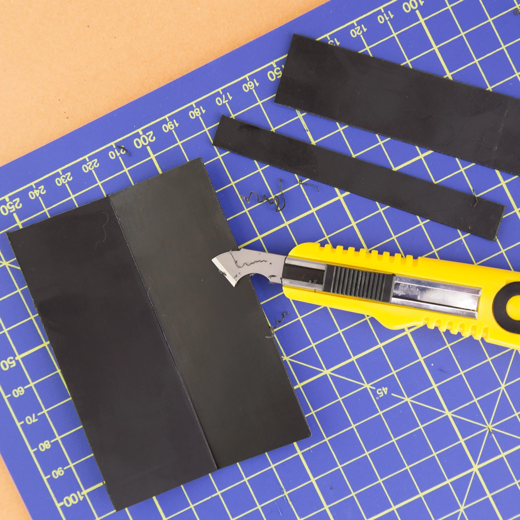 Plastic Cutter Scriber & Spare Blades X5 - Image 4