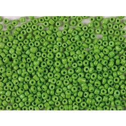 Rocailles 3.1mm Pistachio Opaque Beads