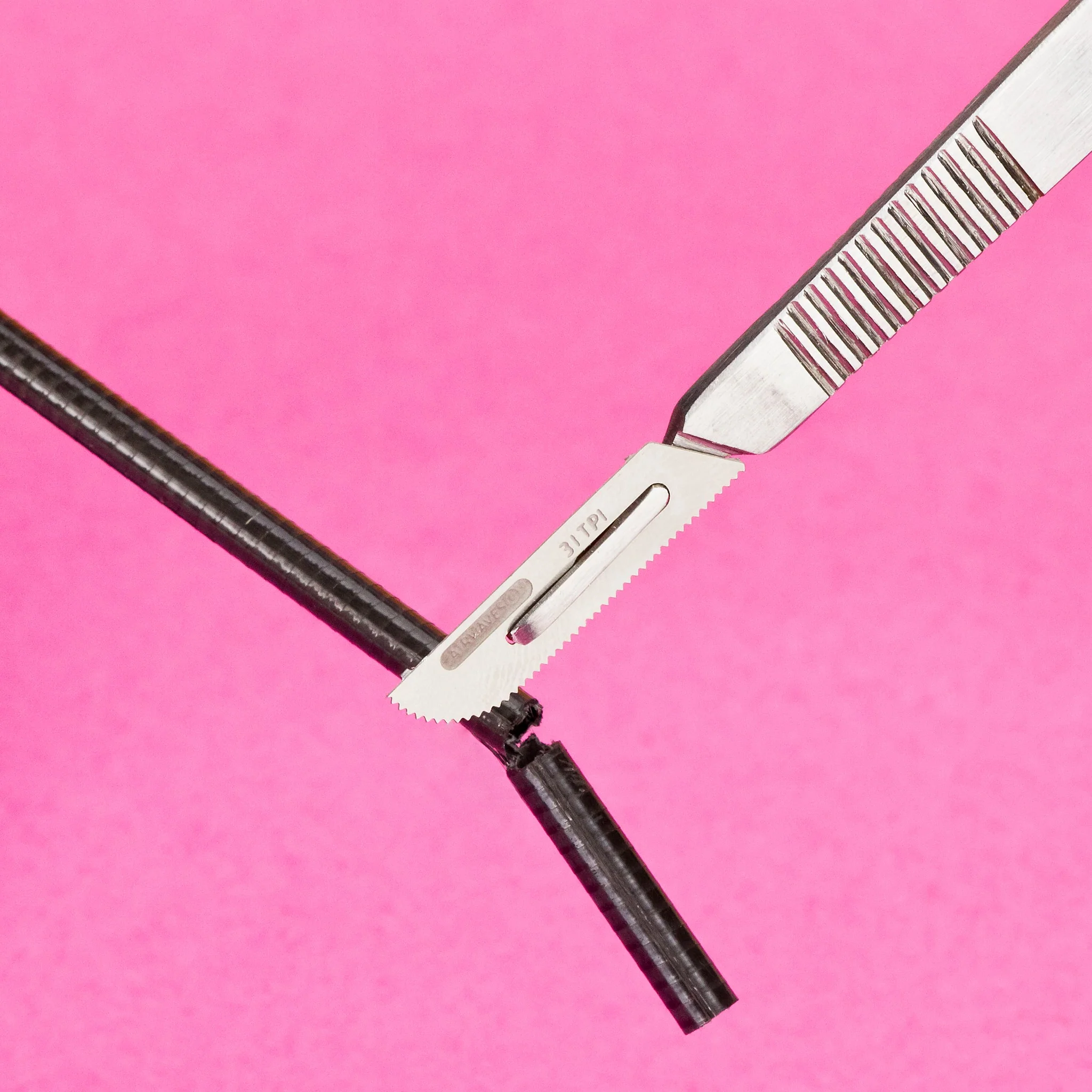 Modelcraft Precision Saw Set (0.24mm) with Scalpel Handle - Image 4