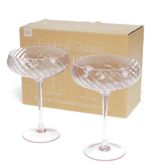 Scalloped coupe cocktail glasses (set of 2) - Pink - Image 2