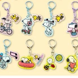 Snoopy Secret Double Acrylic Keyring Random - Image 2