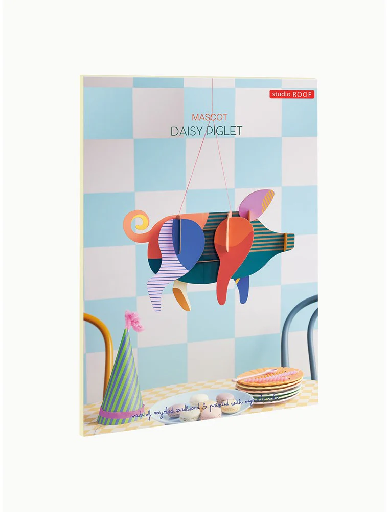 Studio Roof: Mascot Piglet - Image 2