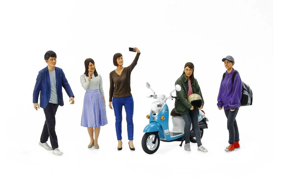 Tamiya Campus Friends Set II - Image 2