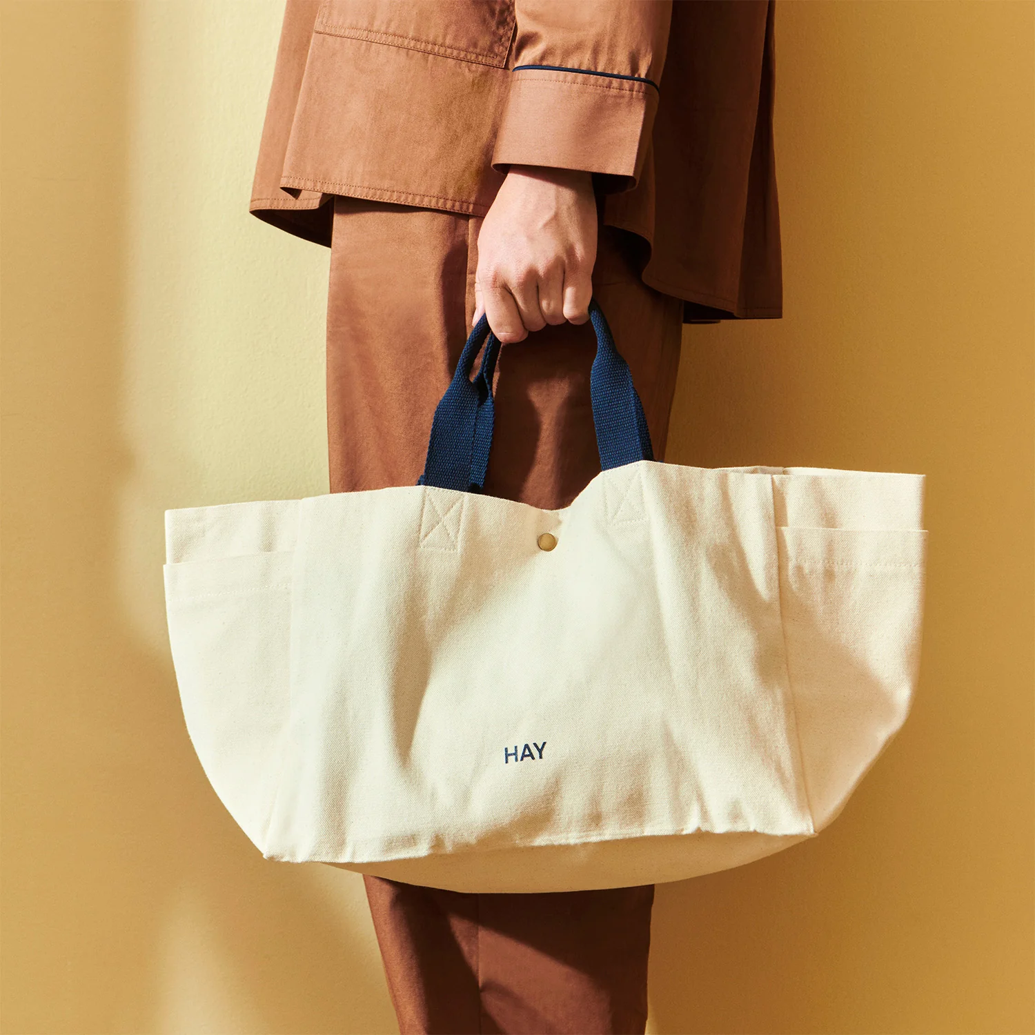 Weekend Bag - Small - Image 2